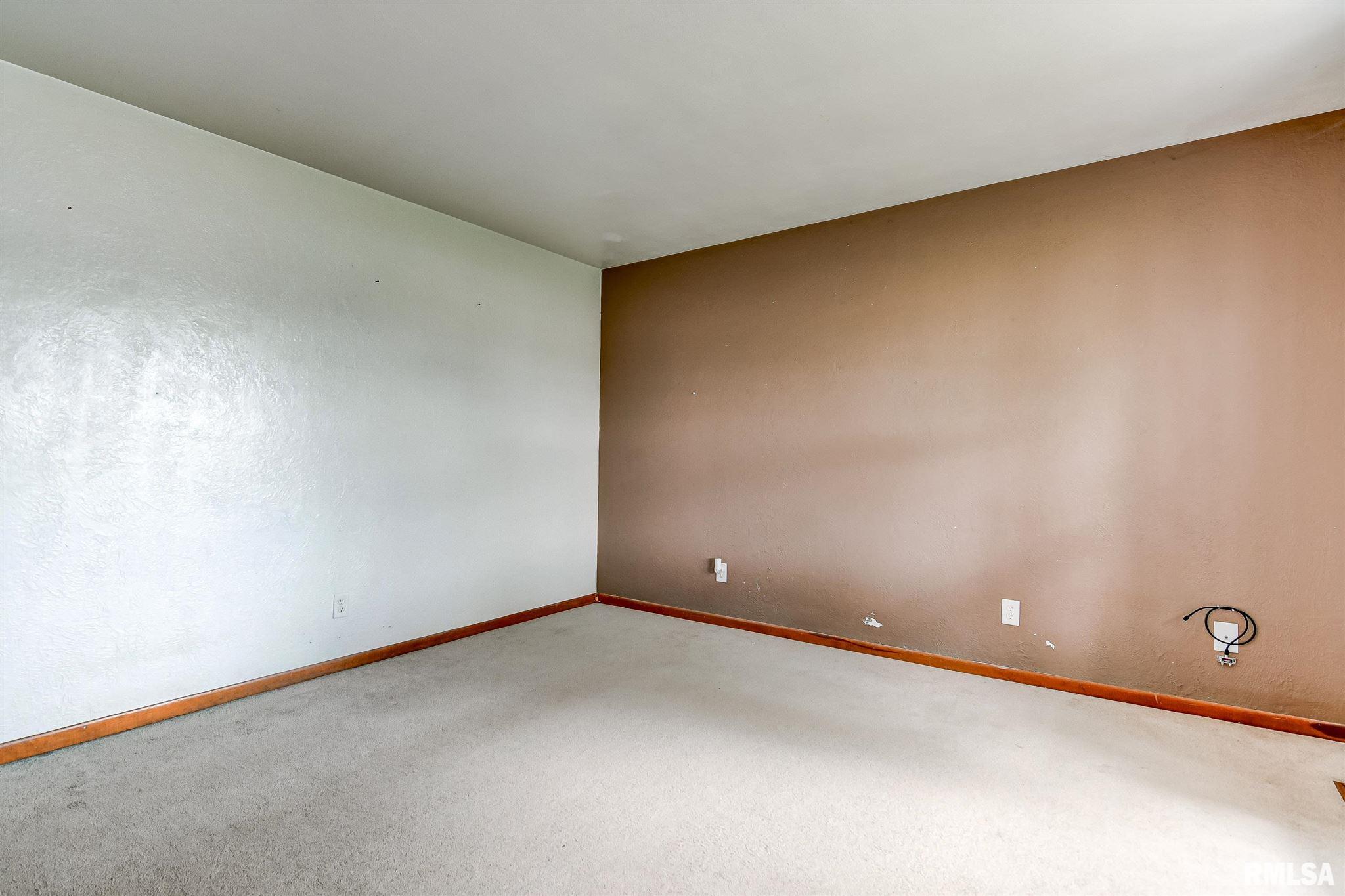 3073 East Elm Street Springfield, IL 62702 - Photo 7 of 20
