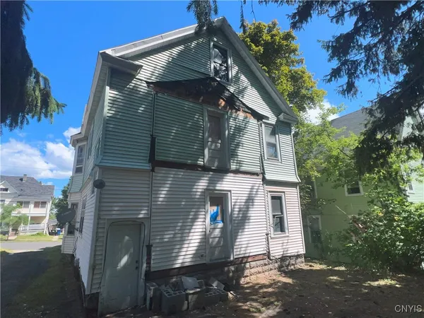 $225,000 | 619 Stolp Avenue, Unit 21, Syracuse, NY 13207