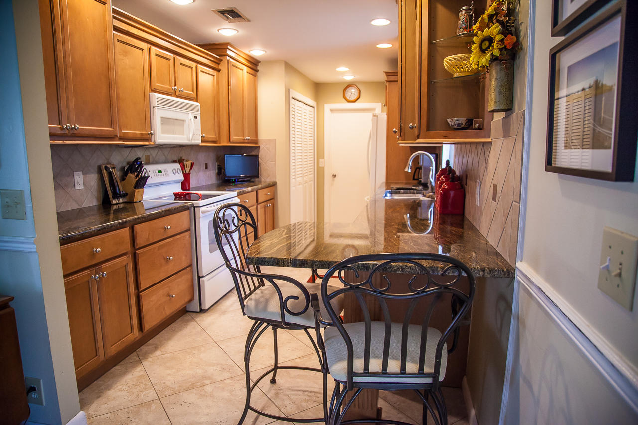 2002 Southeast Jackson Street Stuart, FL 34997 - Photo 11 of 31 Kitchen