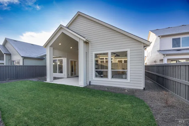 $679,777 | 1034 East Escalation Street, Meridian, ID 83642