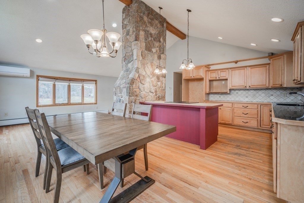 207 Manchonis Road Wilbraham, MA 01095 - Photo 6 of 42 Gallery Image 6