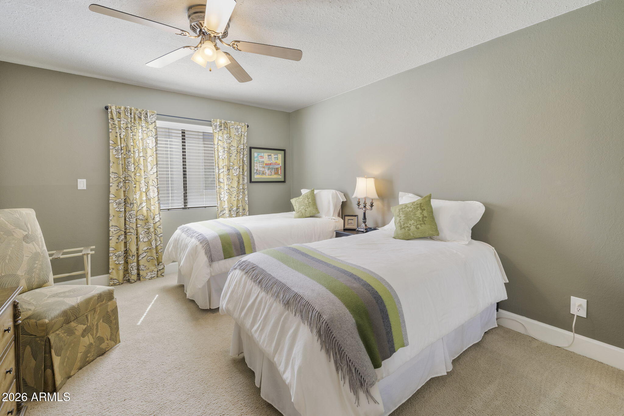 3825 East Camelback Road, Unit 126 Phoenix, AZ 85018 - Photo 12 of 28 a bedroom with bed and window