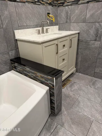 $898,900 | 5509 Lincoln Pond Road, Unit LOT 2, Elizabethtown, NY 12932