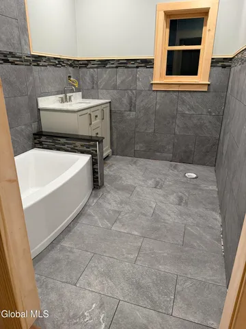 $898,900 | 5509 Lincoln Pond Road, Unit LOT 2, Elizabethtown, NY 12932