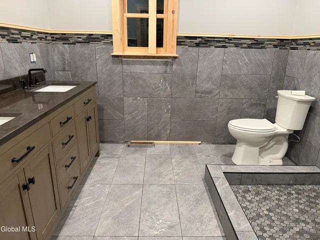 $898,900 | 5509 Lincoln Pond Road, Unit LOT 2, Elizabethtown, NY 12932