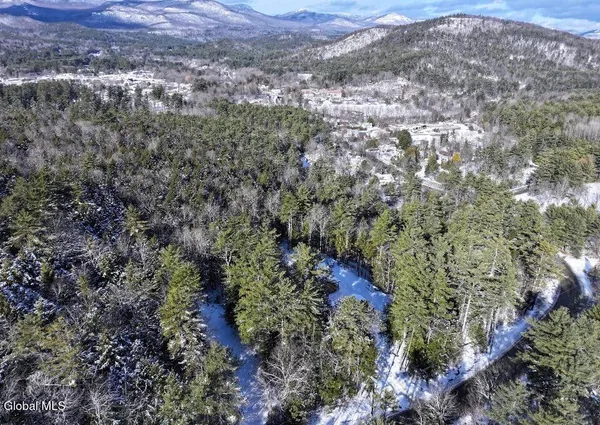 $898,900 | 5509 Lincoln Pond Road, Unit LOT 2, Elizabethtown, NY 12932