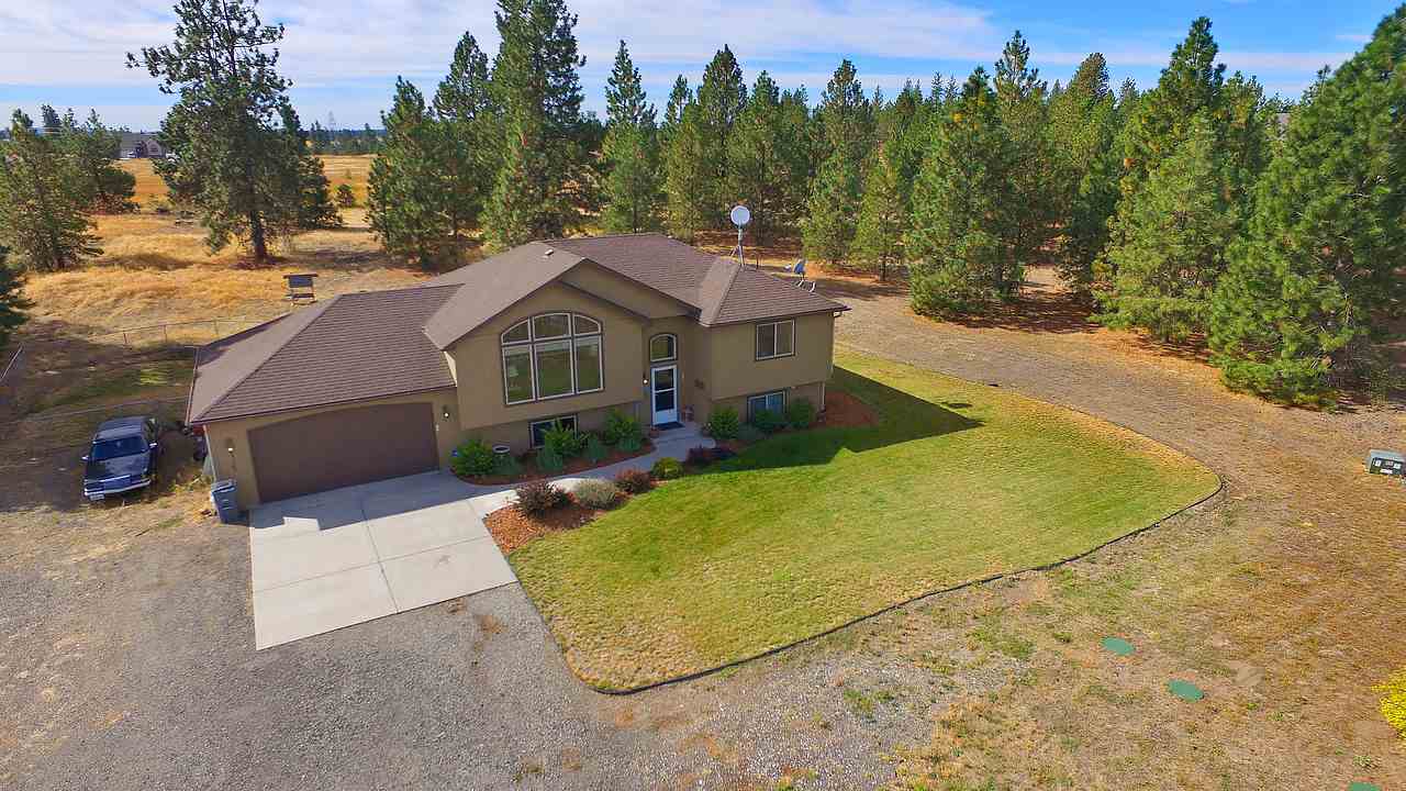 15107 West Tepee Road Spokane, WA 99224 - Photo 1 of 20