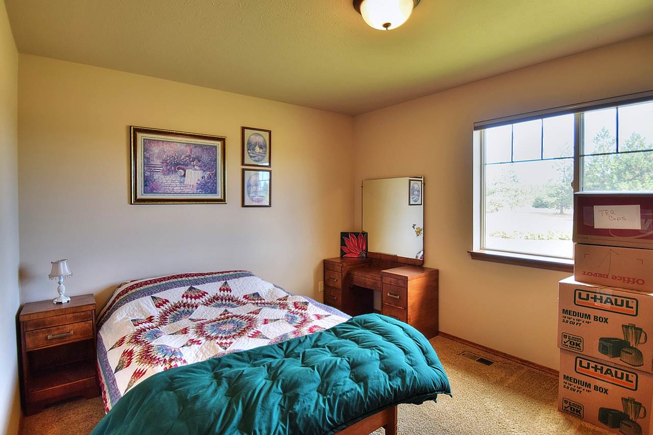 15107 West Tepee Road Spokane, WA 99224 - Photo 11 of 20