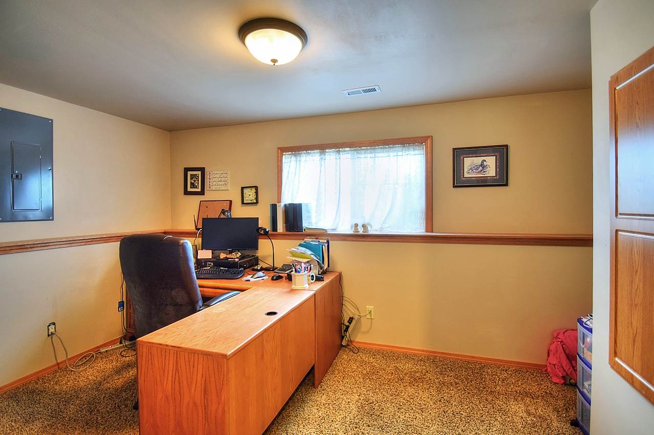 15107 West Tepee Road Spokane, WA 99224 - Photo 13 of 20
