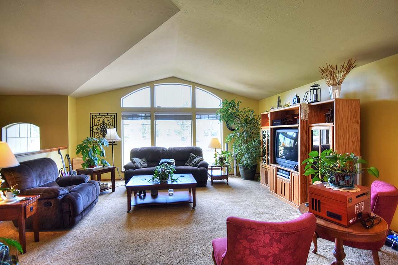 15107 West Tepee Road Spokane, WA 99224 - Photo 5 of 20