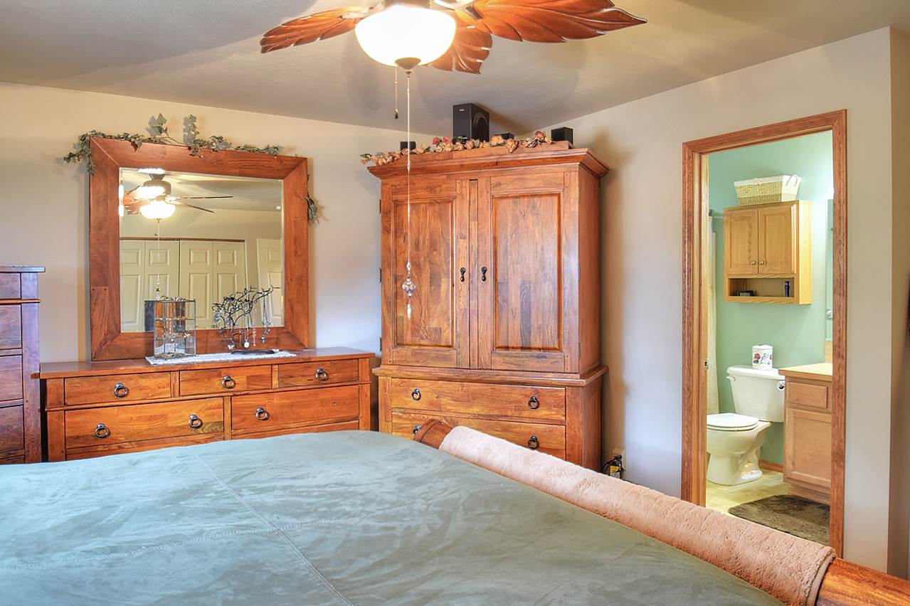 15107 West Tepee Road Spokane, WA 99224 - Photo 9 of 20