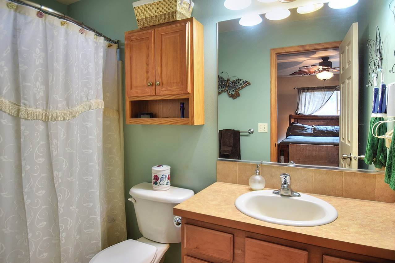 15107 West Tepee Road Spokane, WA 99224 - Photo 10 of 20