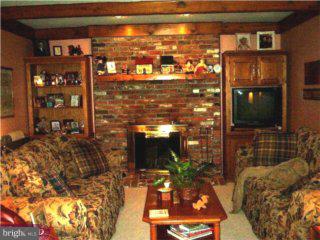125 Strawberry Drive Shamong, NJ 08088 - Photo 2 of 5