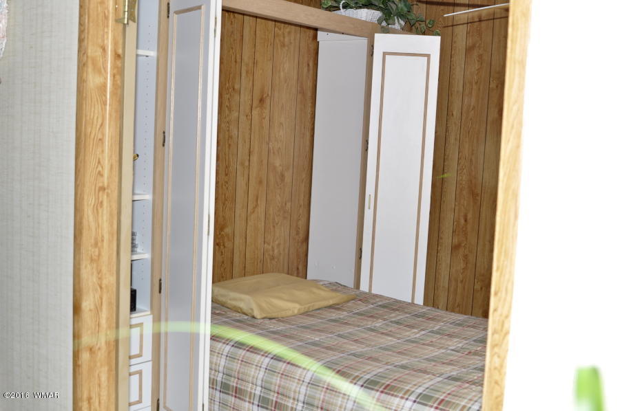 8110 Well Road Show Low, AZ 85901 - Photo 12 of 26 Gallery Image 12