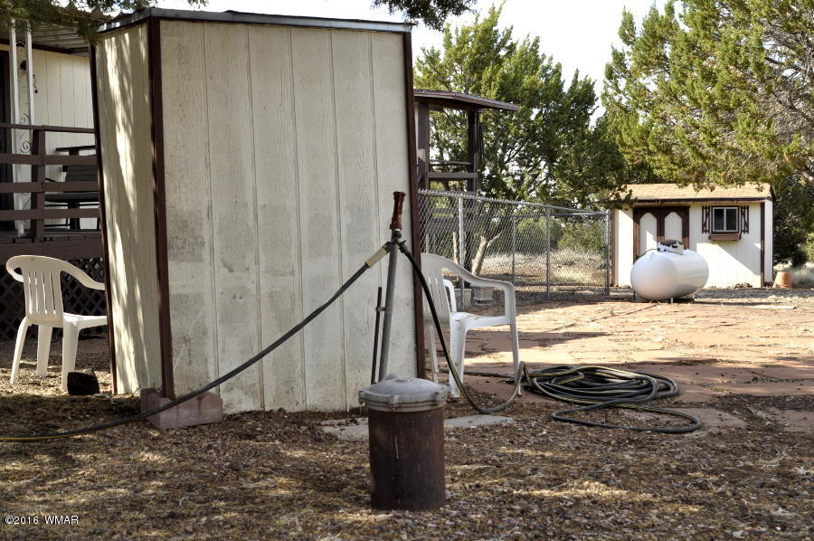 8110 Well Road Show Low, AZ 85901 - Photo 23 of 26 Gallery Image 23