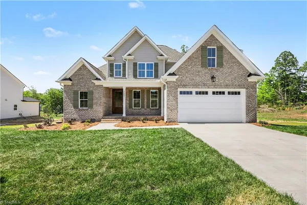 $569,900 | 7609 Sir William Drive, Kernersville, NC 27284