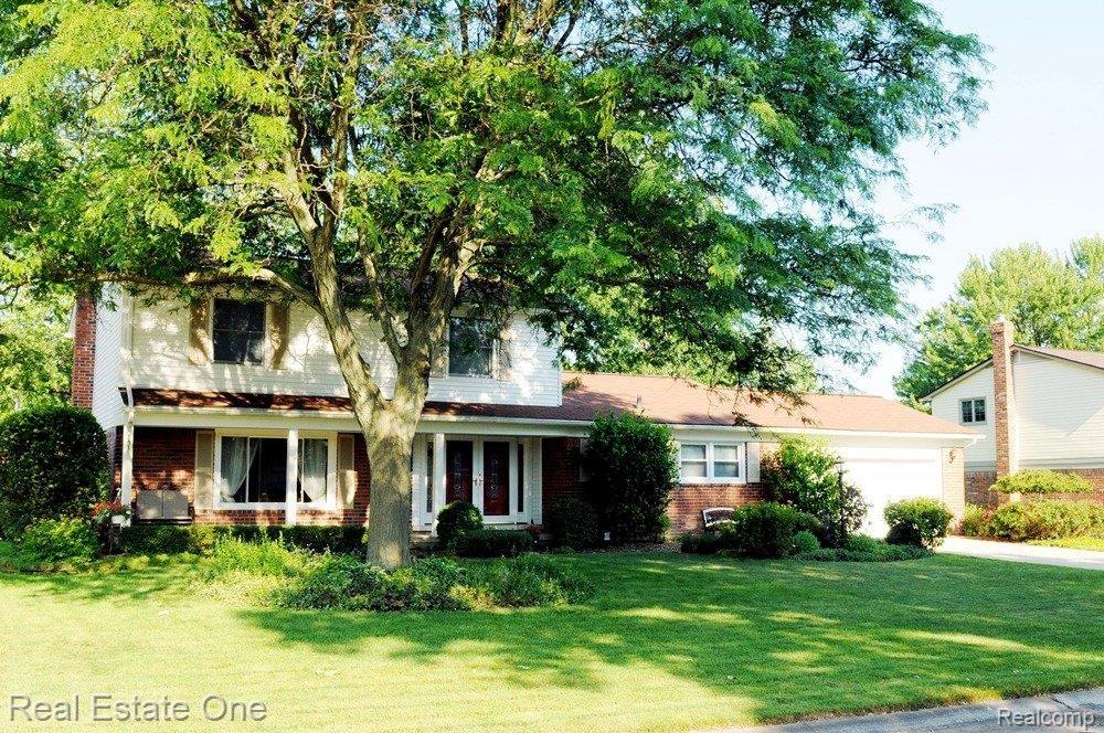 25390 Wykeshire Road Farmington, MI 48336 - Photo 1 of 16 Gorgeous 4 Bedroom Colonial