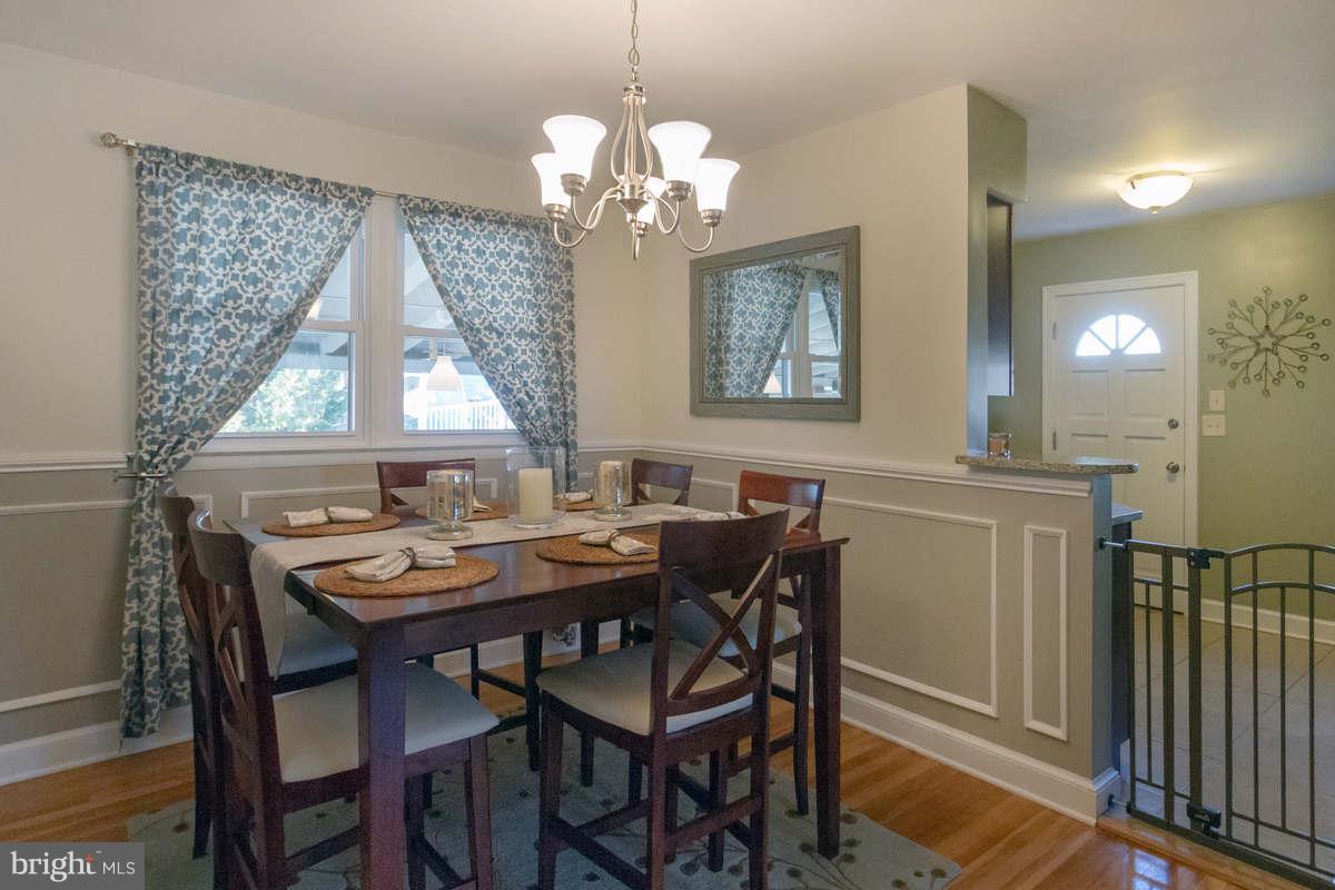 2420 Harwood Road Baltimore, MD 21234 - Photo 5 of 30 Dining Room