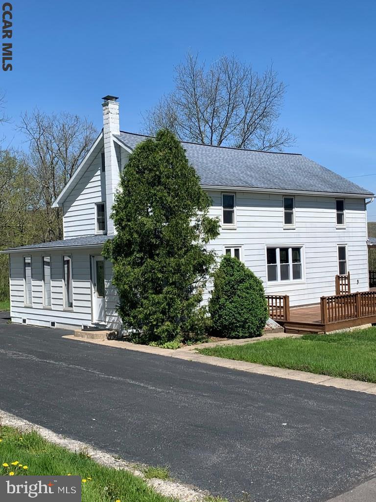 189 Cocolamus Creek Road Millerstown, PA 17062 - Photo 4 of 36