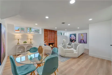 $1,599,999 | 19201 Sherborne Lane, Huntington Beach, CA 92646