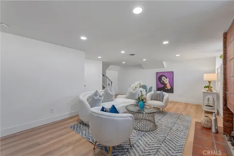 $1,599,999 | 19201 Sherborne Lane, Huntington Beach, CA 92646