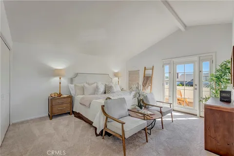 $1,599,999 | 19201 Sherborne Lane, Huntington Beach, CA 92646