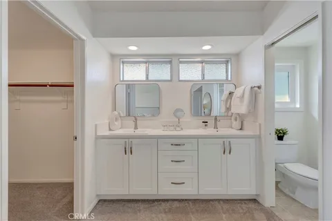 $1,599,999 | 19201 Sherborne Lane, Huntington Beach, CA 92646