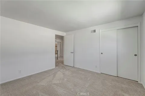 $1,599,999 | 19201 Sherborne Lane, Huntington Beach, CA 92646