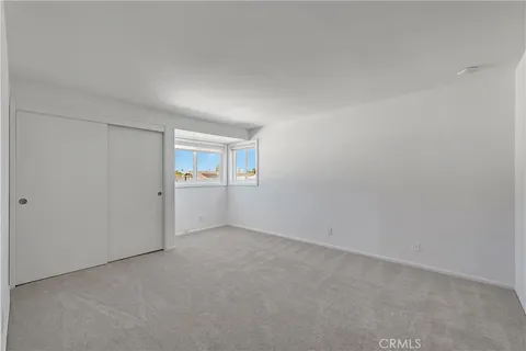 $1,599,999 | 19201 Sherborne Lane, Huntington Beach, CA 92646