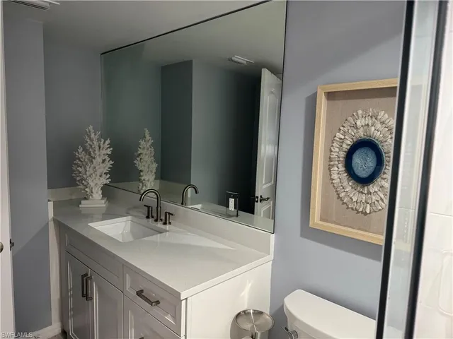 $5,000 | 960 7th Street South, Unit 103, Naples, FL 34102