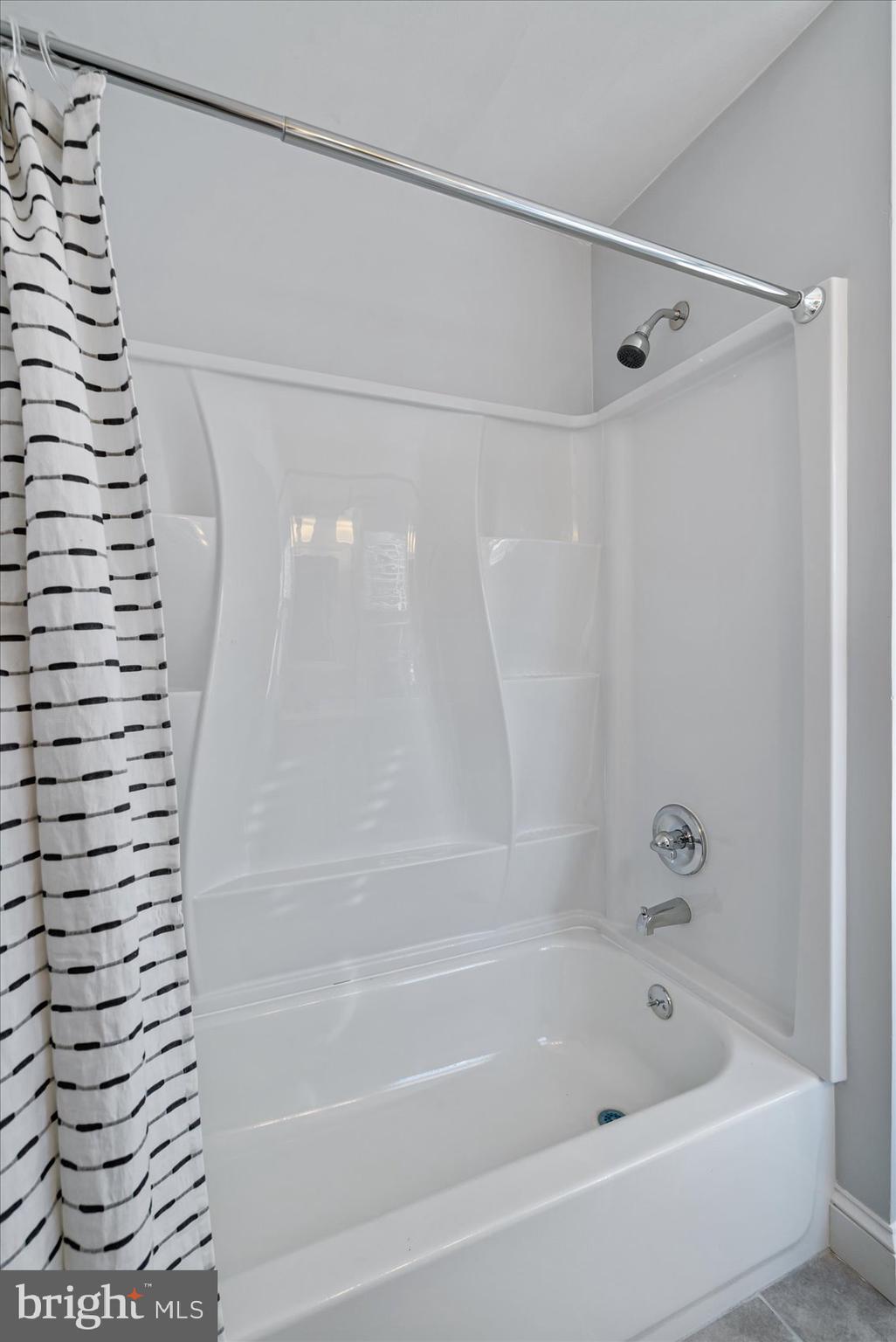 409 Upland Road Baltimore, MD 21208 - Photo 25 of 43 Bathroom