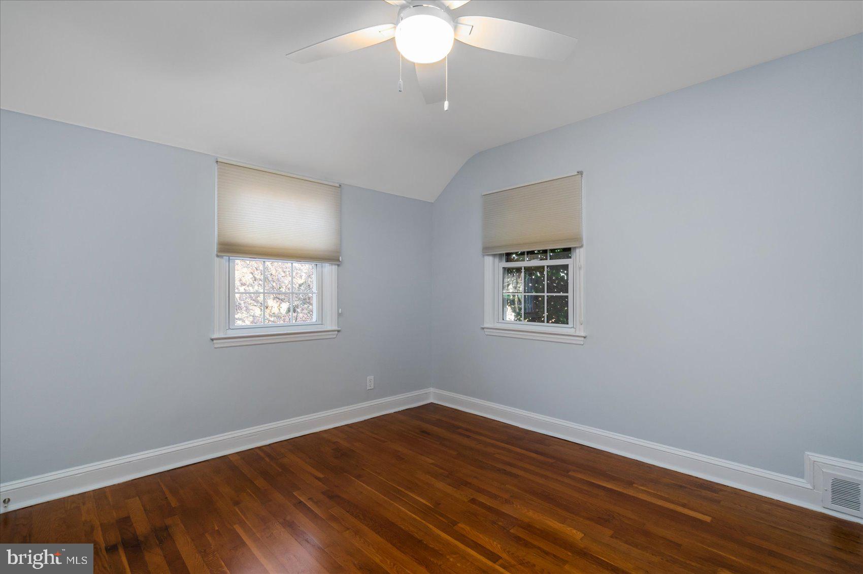 409 Upland Road Baltimore, MD 21208 - Photo 28 of 43 4th Bedroom