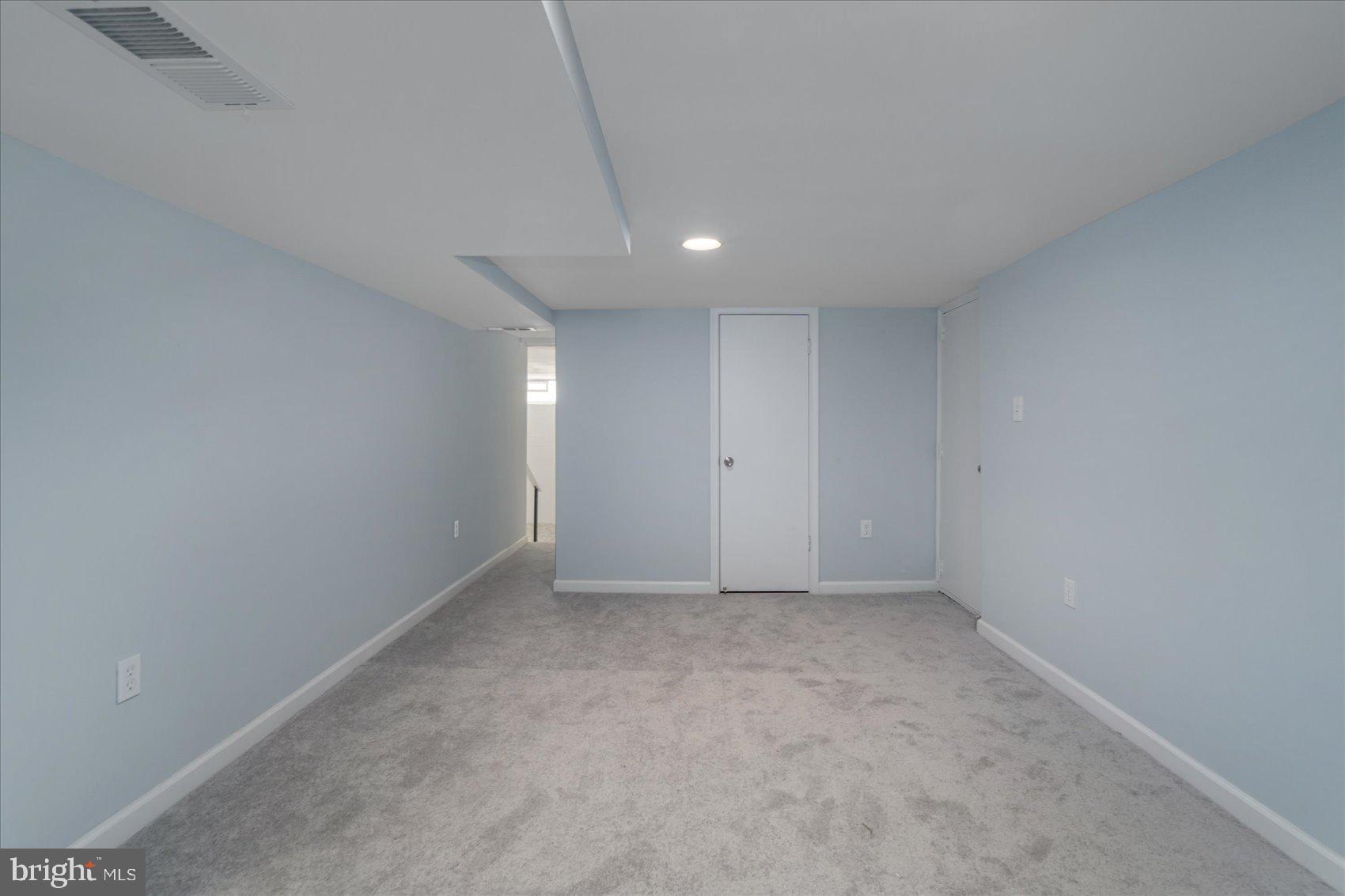 409 Upland Road Baltimore, MD 21208 - Photo 31 of 43