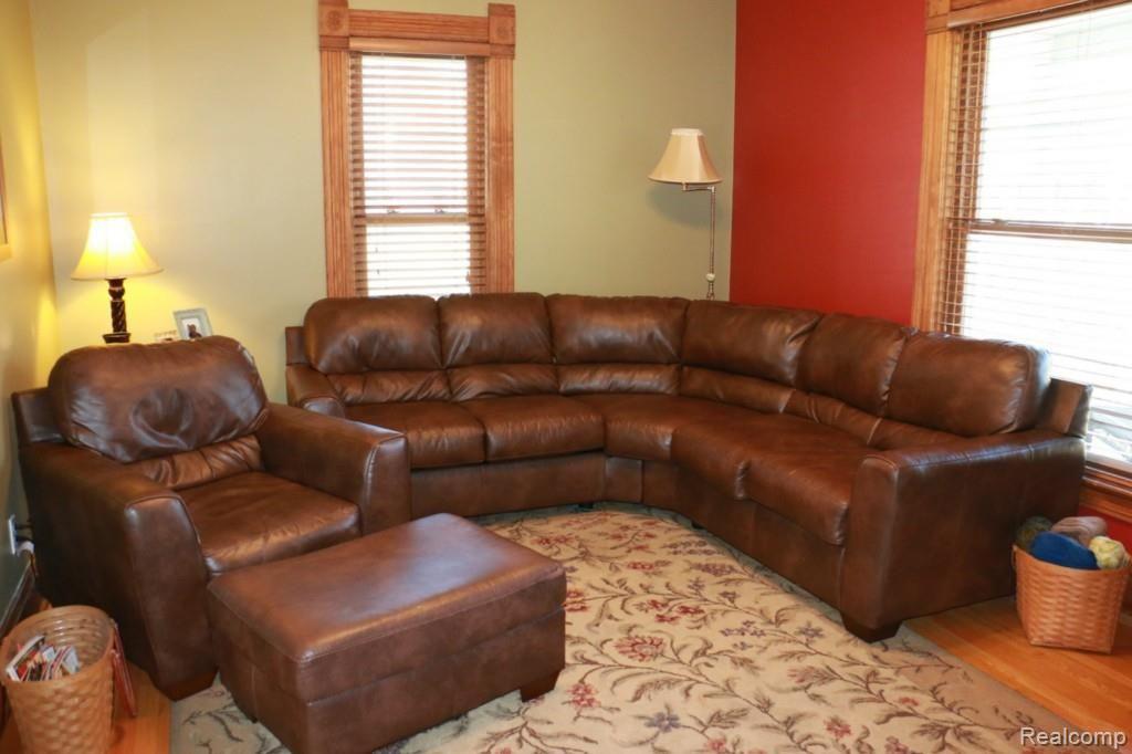 424 South Walnut Street Howell, MI 48843 - Photo 31 of 39 12-IMG_2364.jpg
