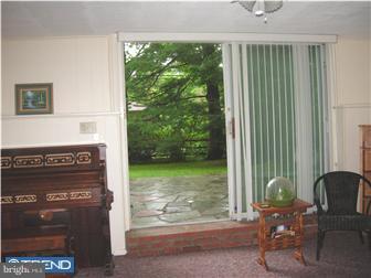 114 Gillin Road Ambler, PA 19002 - Photo 8 of 9 Family Room