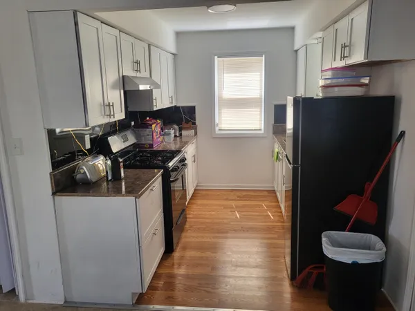 $189,999 | 557 Kitchener Street, Detroit, MI 48215
