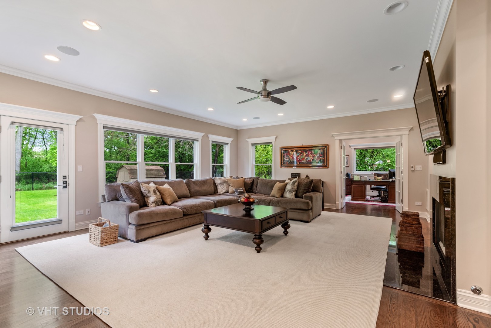 30 Meadowview Road Winnetka, IL 60093 - Photo 13 of 34 a living room with furniture and a large window
