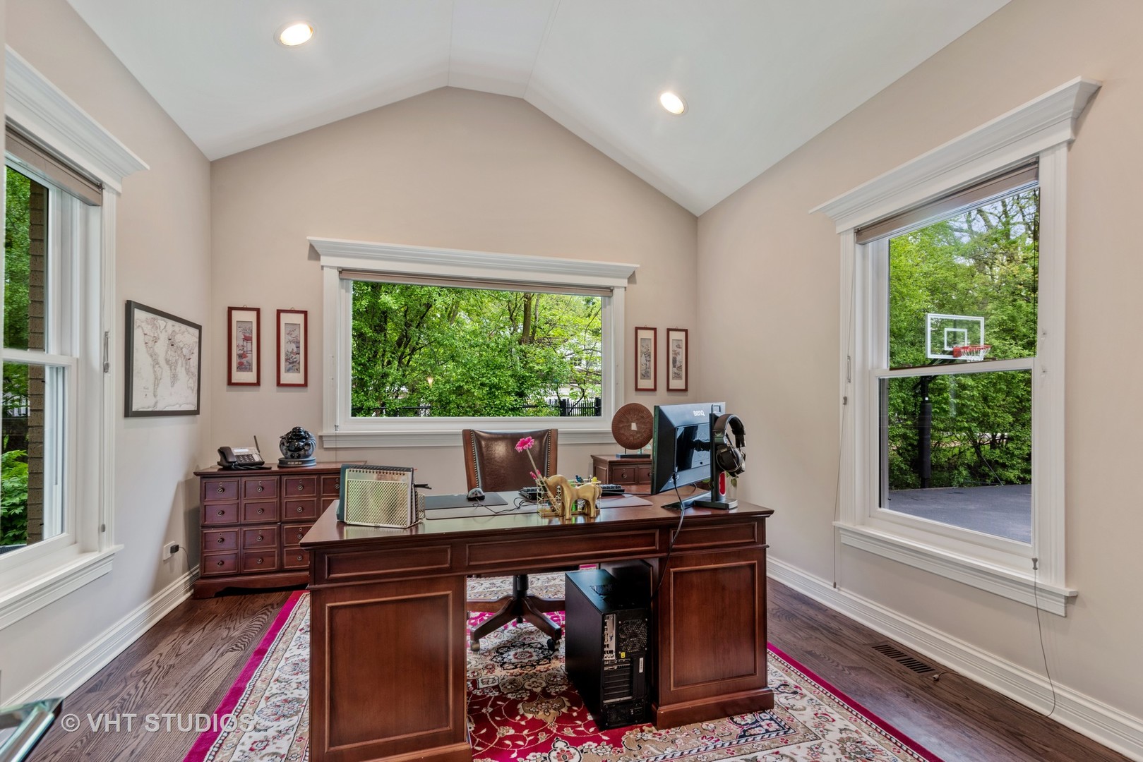 30 Meadowview Road Winnetka, IL 60093 - Photo 16 of 34 a living room with furniture and a window