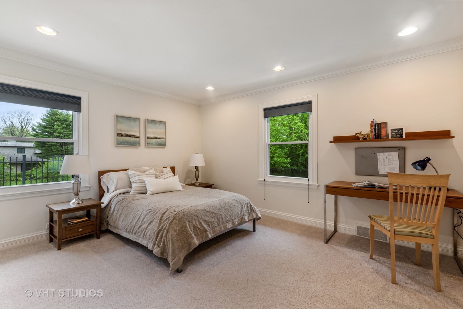 30 Meadowview Road Winnetka, IL 60093 - Photo 24 of 34 a bedroom with a bed and a window