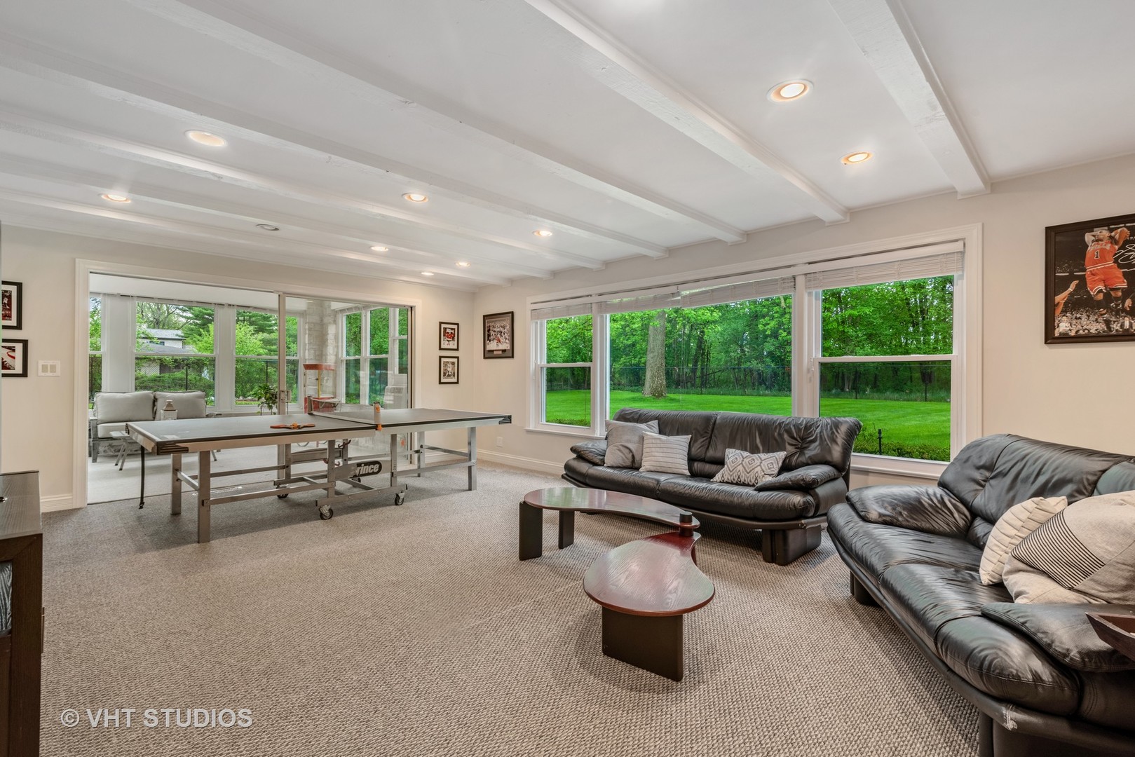 30 Meadowview Road Winnetka, IL 60093 - Photo 31 of 34 a living room with furniture and a large window