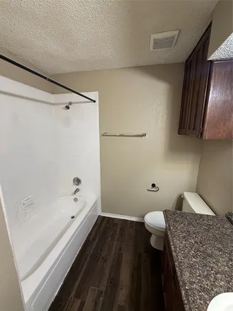 $1,350 | 5904 Holiday Lane, Unit B, North Richland Hills, TX 76180