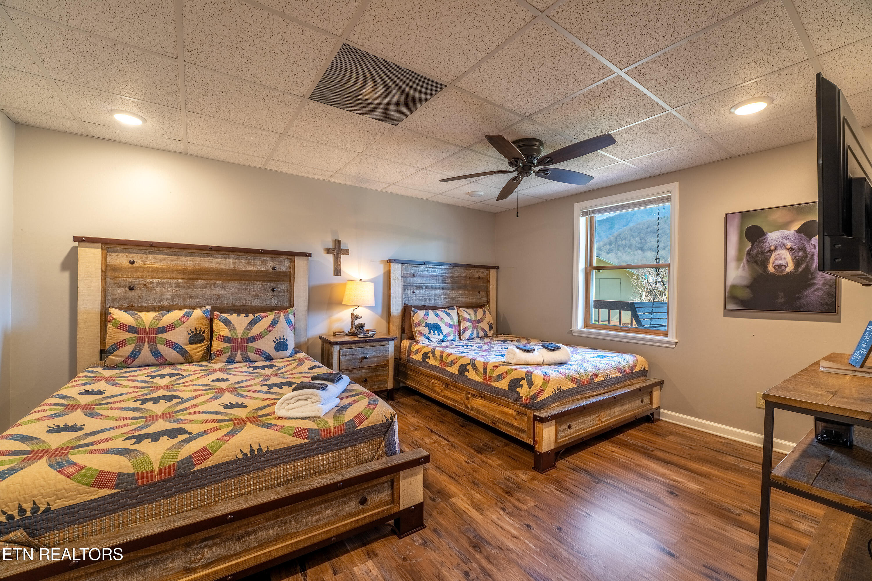 3375 Spring View Drive Sevierville, TN 37862 - Photo 29 of 54 33