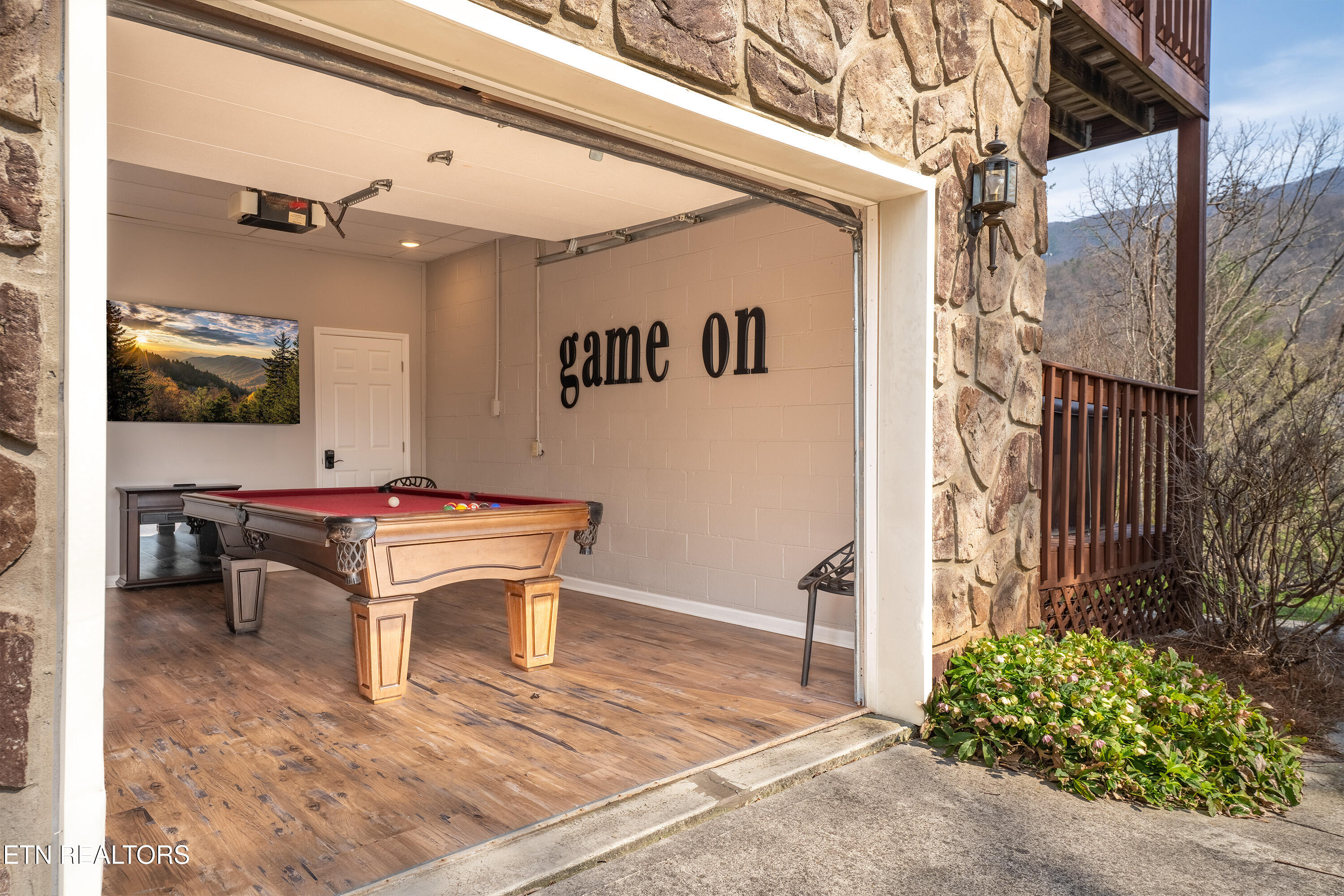 3375 Spring View Drive Sevierville, TN 37862 - Photo 38 of 54 46