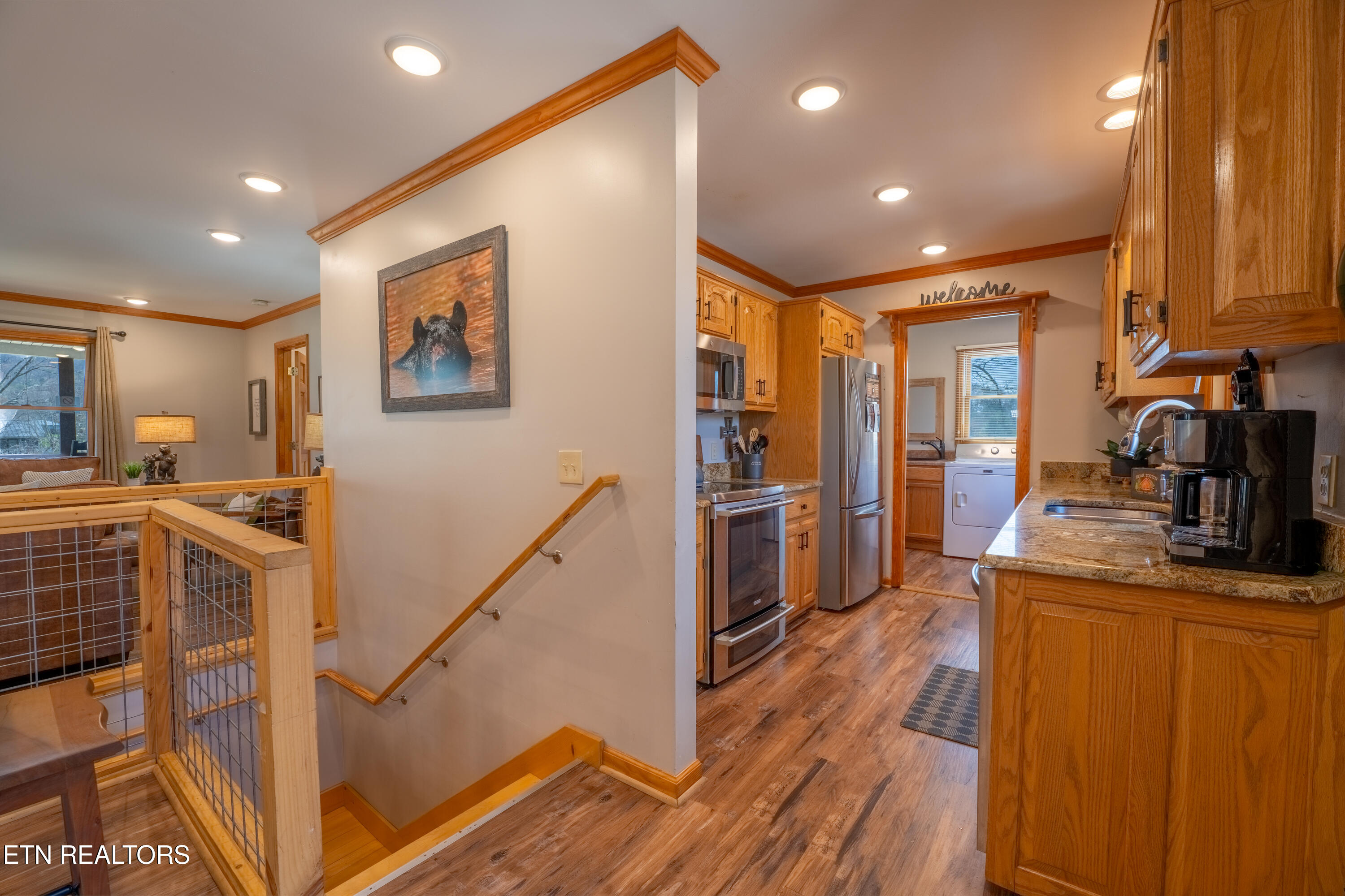 3375 Spring View Drive Sevierville, TN 37862 - Photo 9 of 54 10