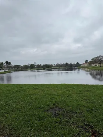 $2,200 | 731 Vista Isles Drive, Unit 1527, Sunrise, FL 33325