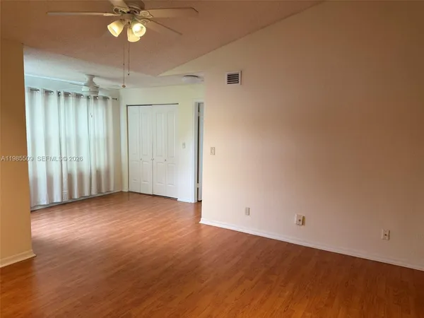 $2,200 | 731 Vista Isles Drive, Unit 1527, Sunrise, FL 33325