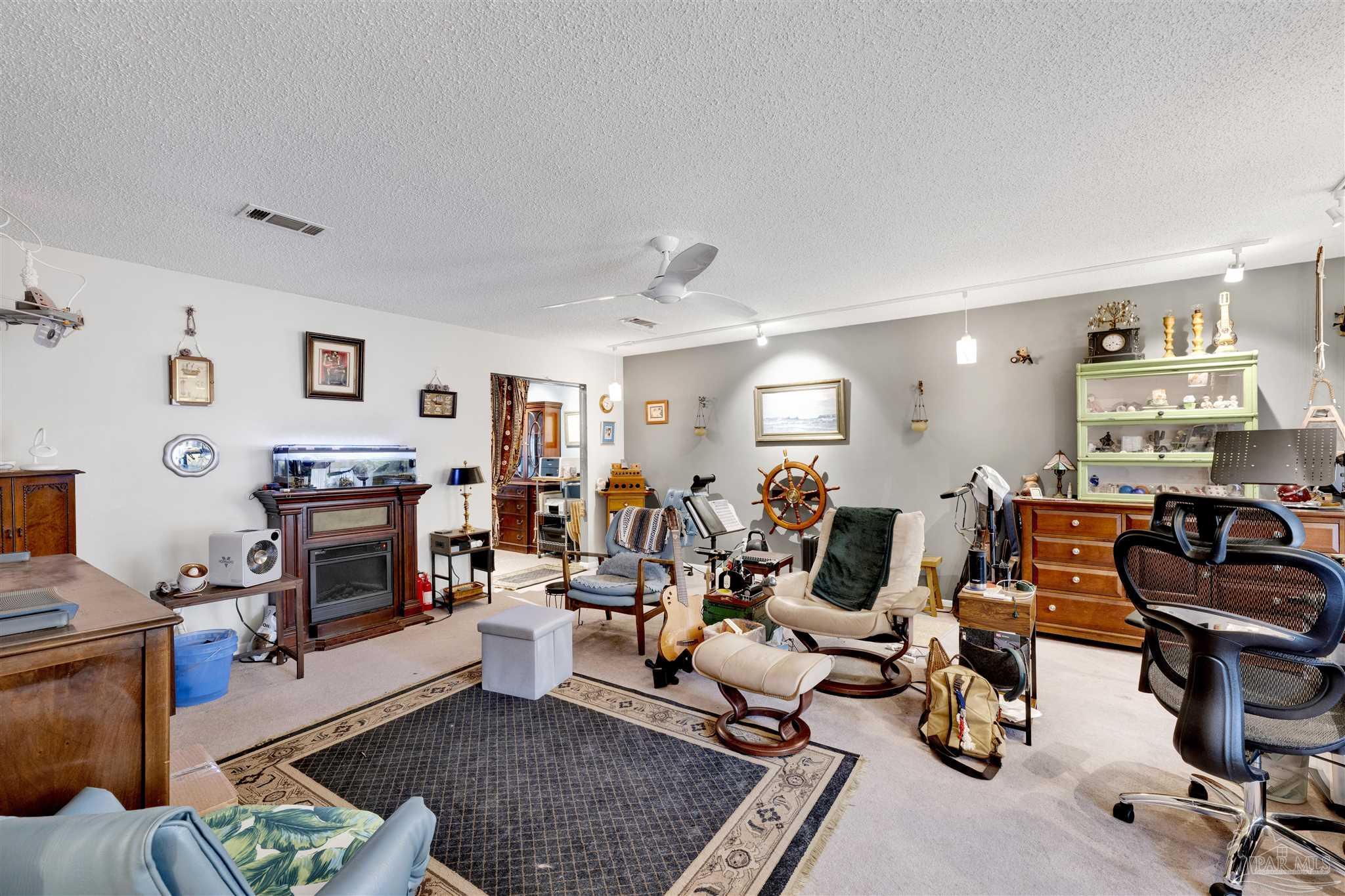 2308 Silversides Loop Pensacola, FL 32526 - Photo 8 of 36