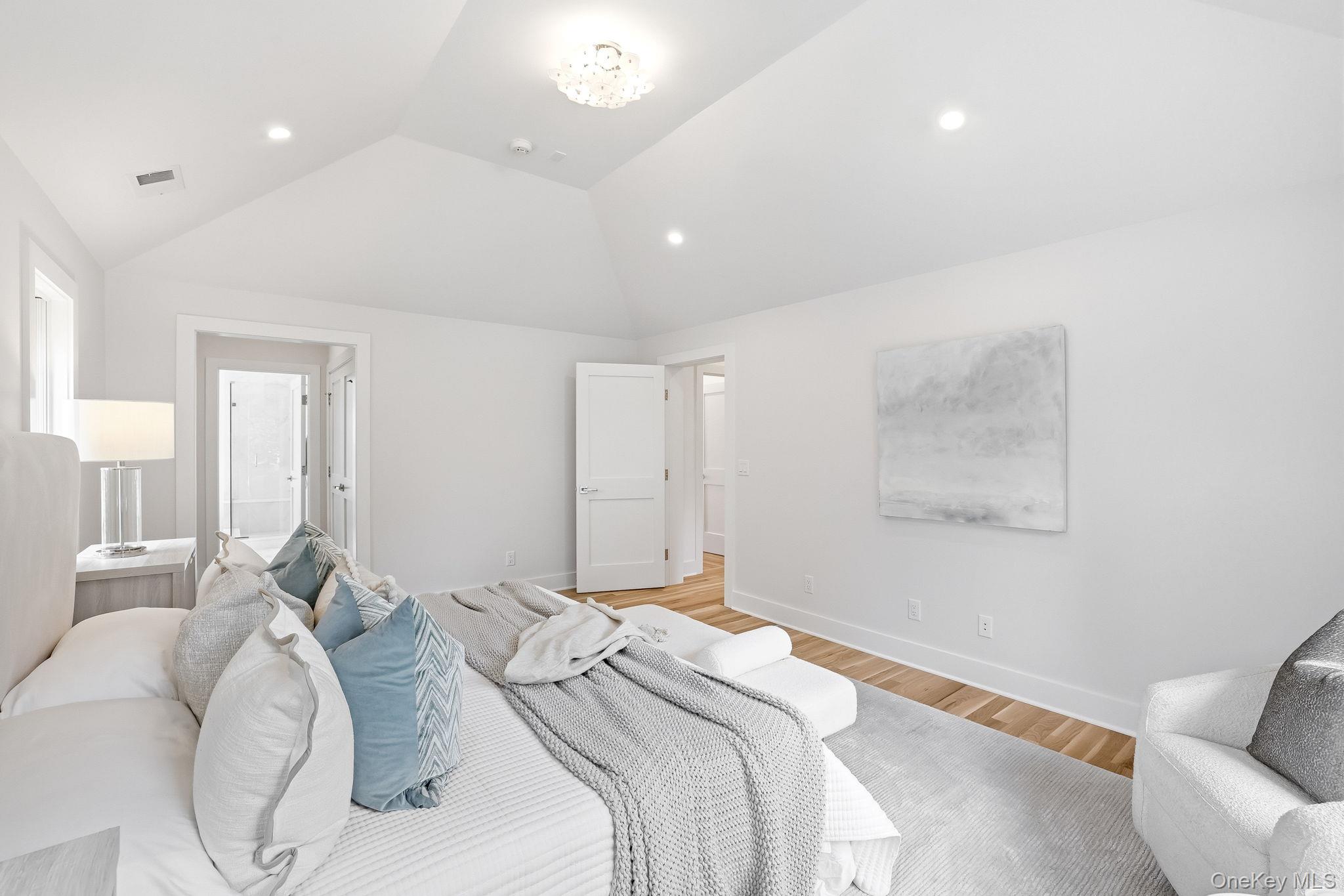227 Central Avenue Rye, NY 10580 - Photo 16 of 42