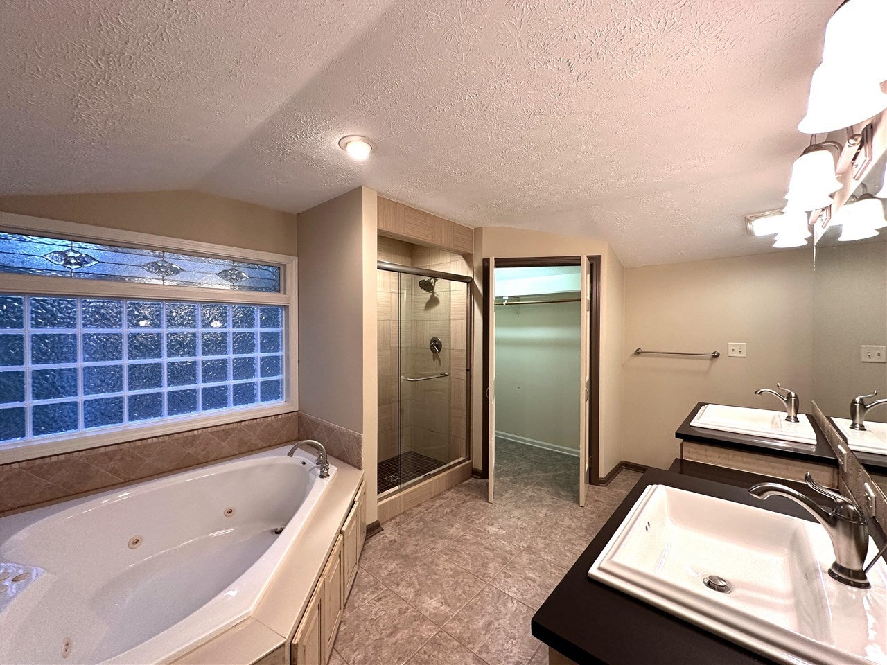 2037 Middle Bridge Road Bowling Green, KY 42103 - Photo 51 of 99 Gallery Image 51