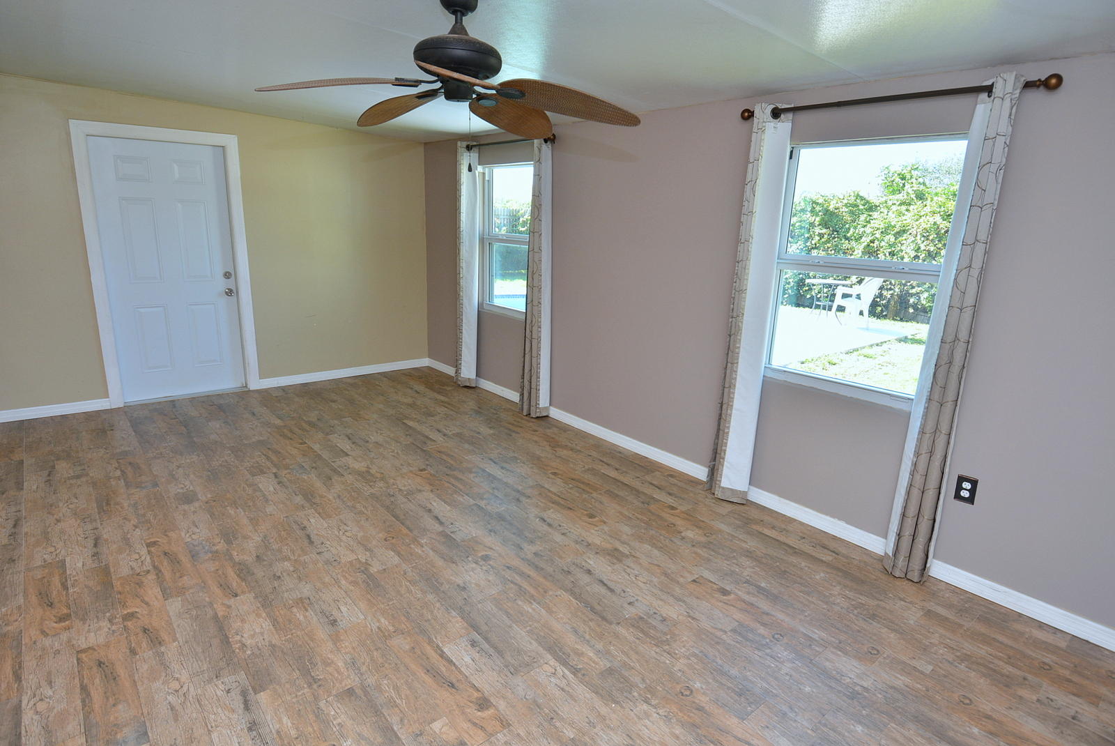 4542 Southwest Paley Road Port St. Lucie, FL 34953 - Photo 22 of 56 DSC_3087